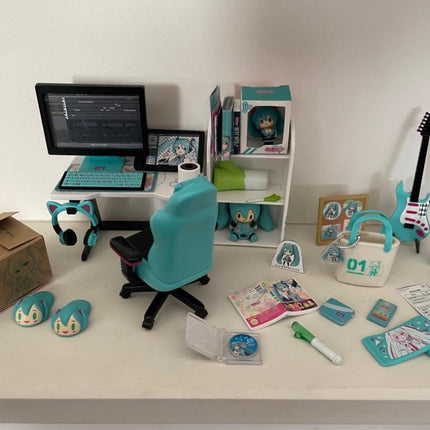 Re-Ment Hatsune Miku Room Miniature (Full Set of 8) (Discontinued) | Rement Miniatures