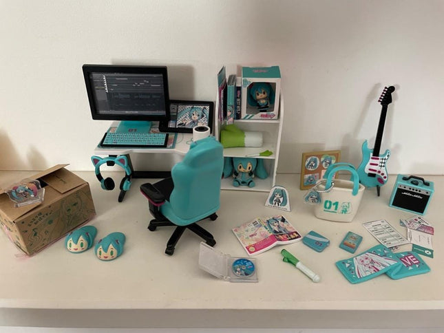 Re-Ment Hatsune Miku Room Miniature (Full Set of 8) (Discontinued) | Rement Miniatures