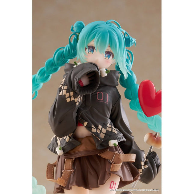 Hatsune Miku Outdoor Fashion Figure