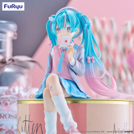 Hatsune Miku - Blazer in Love Navy Ver. Vocaloid Noodle Stopper Figure