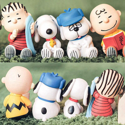 Peanuts capsule toy sleeping figures set with Snoopy and Charlie Brown poses