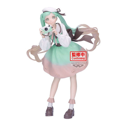 Hatsune Miku Holiday Memories Camera