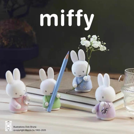 Miffy Pen Ring Holder Series - Standing Desak Organizer Blind Box