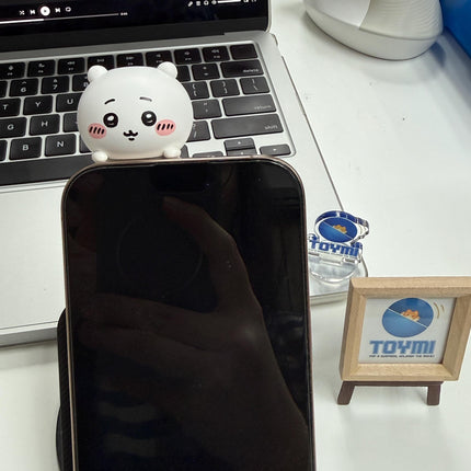 Peeking Chiikawa Phone Hippers :Mini Collectible Toy Figure for Phones, Cars & Laptops