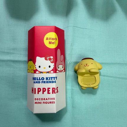 Sanio Peeking Phone Hippers - Hello Kitty and Friends Blind Box (Hello Kitty, Kuromi, My Melody, Pochacco, Pompompurin, Cinnamoroll, Kuromi)