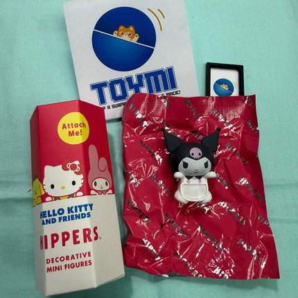 Sanio Peeking Phone Hippers - Hello Kitty and Friends Blind Box (Hello Kitty, Kuromi, My Melody, Pochacco, Pompompurin, Cinnamoroll, Kuromi)