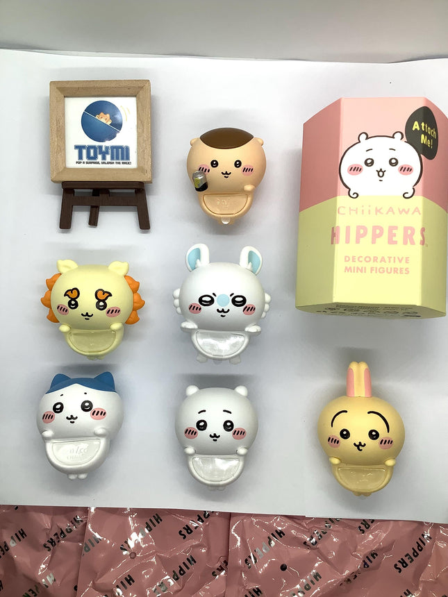 Peeking Chiikawa Phone Hippers :Mini Collectible Toy Figure for Phones, Cars & Laptops