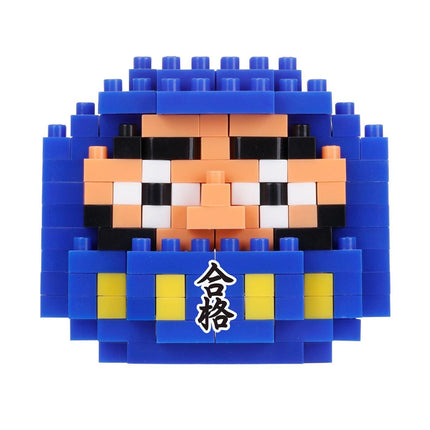 A pixelated image of a character made up of blue and yellow blocks, with a small Japanese character on the bottom right.