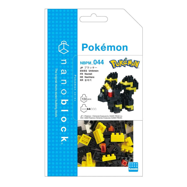 The image is a packaging for a Pokemon-themed building block set called "Pokemon" from the Nintendo franchise. The packaging features a blue and white color scheme with a Pokemon character design.